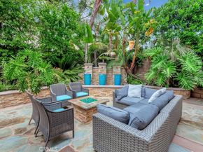 27 Looking Glass, Irvine CA 92620