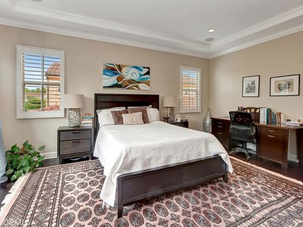 27 Looking Glass, Irvine CA 92620