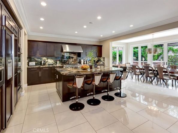 27 Looking Glass, Irvine CA 92620