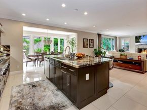 27 Looking Glass, Irvine CA 92620