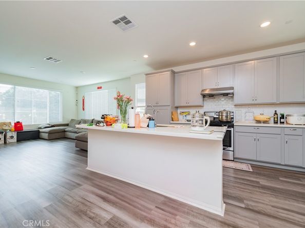 1530 W Cameron Ave, West Covina CA 91790