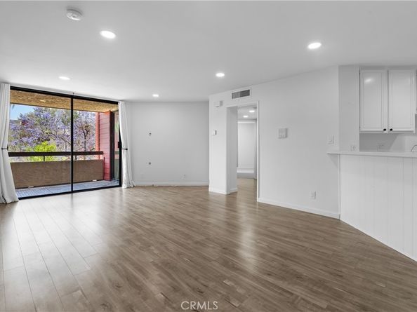 3961 Via Marisol 218, Los Angeles CA 90042