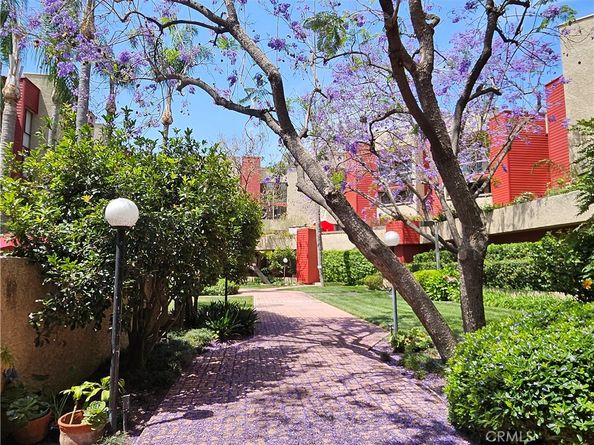 3961 Via Marisol 218, Los Angeles CA 90042