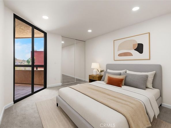 3961 Via Marisol 218, Los Angeles CA 90042