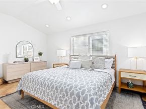 916 E Oceanfront, Newport Beach CA 92661