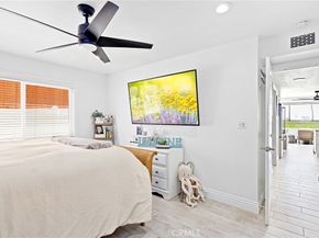 916 E Oceanfront, Newport Beach CA 92661