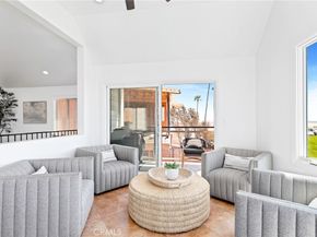 916 E Oceanfront, Newport Beach CA 92661