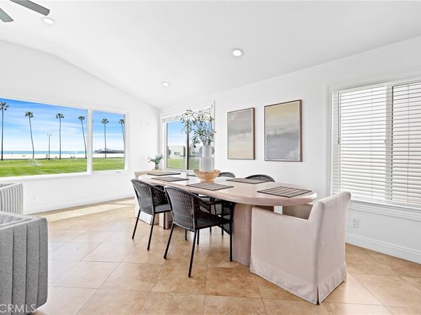 916 E Oceanfront, Newport Beach CA 92661