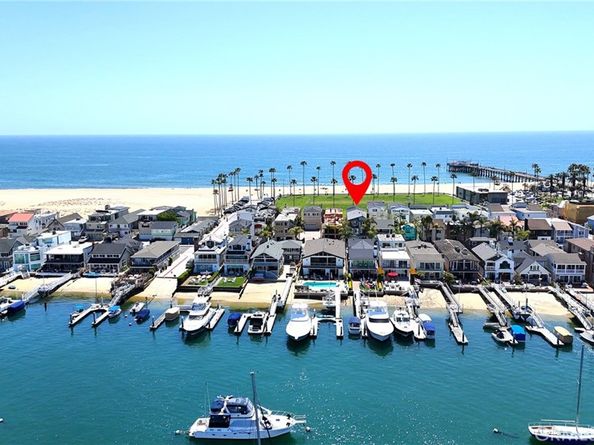916 E Oceanfront, Newport Beach CA 92661