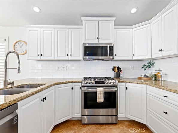 916 E Oceanfront, Newport Beach CA 92661