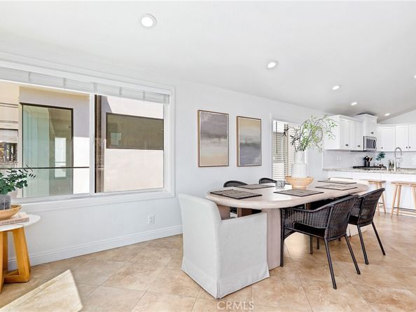 916 E Oceanfront, Newport Beach CA 92661
