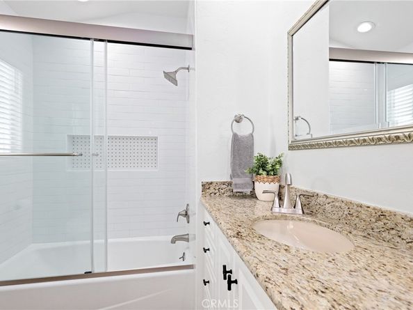 916 E Oceanfront, Newport Beach CA 92661