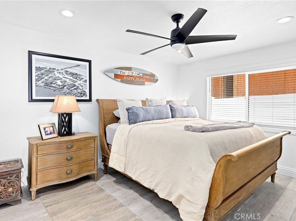 916 E Oceanfront, Newport Beach CA 92661