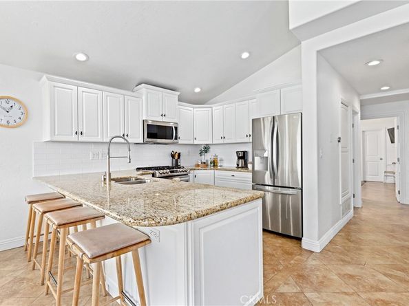 916 E Oceanfront, Newport Beach CA 92661