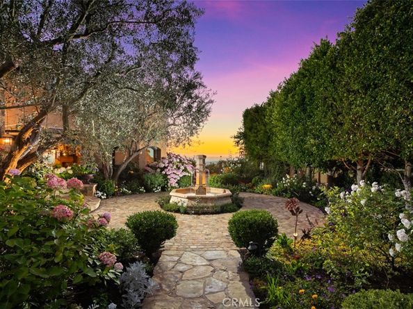 25 San Mateo Way, Corona Del Mar CA 92625