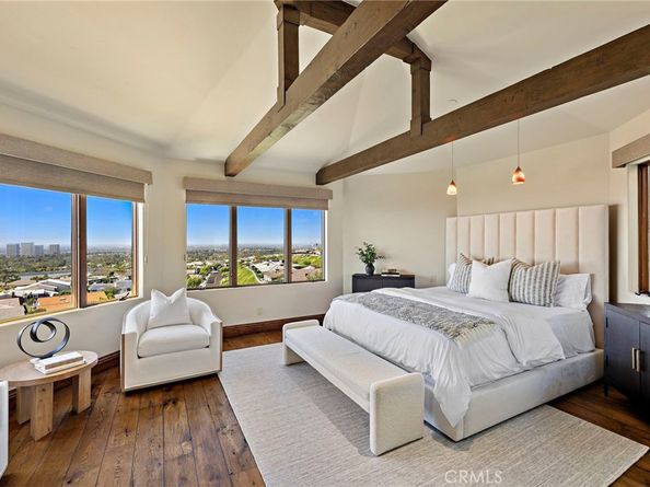 25 San Mateo Way, Corona Del Mar CA 92625