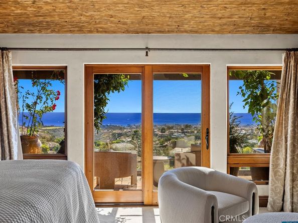 25 San Mateo Way, Corona Del Mar CA 92625