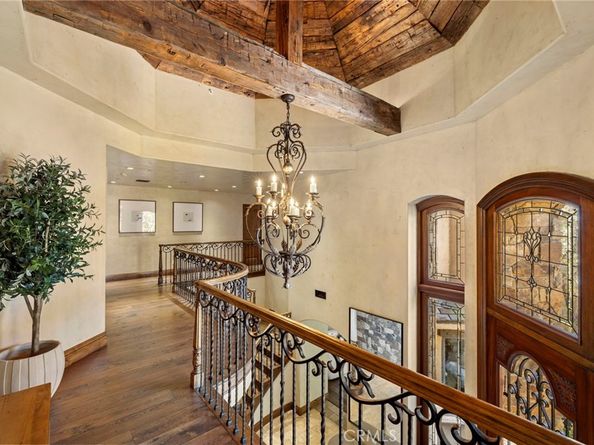 25 San Mateo Way, Corona Del Mar CA 92625