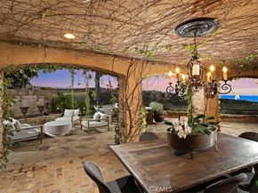 25 San Mateo Way, Corona Del Mar CA 92625