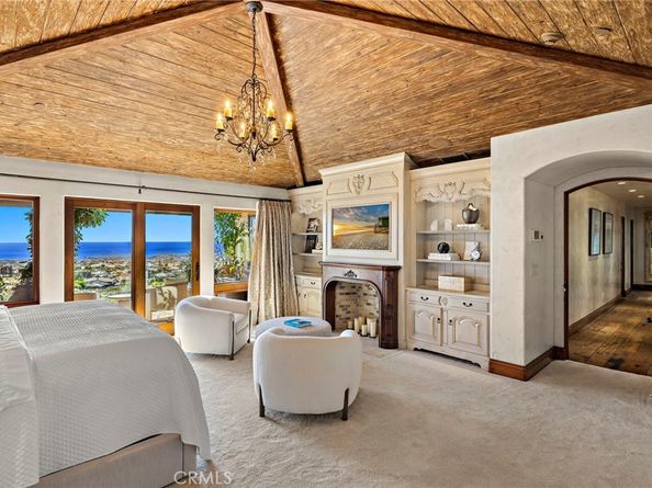 25 San Mateo Way, Corona Del Mar CA 92625