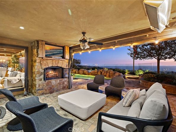 25 San Mateo Way, Corona Del Mar CA 92625