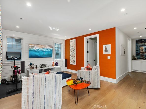 2149 E Ocean Boulevard, Newport Beach CA 92661
