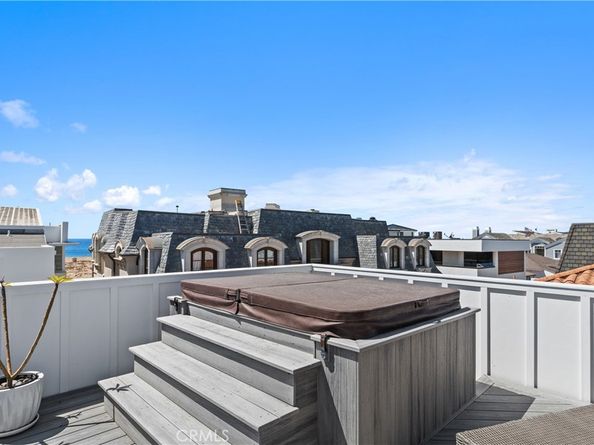 2149 E Ocean Boulevard, Newport Beach CA 92661