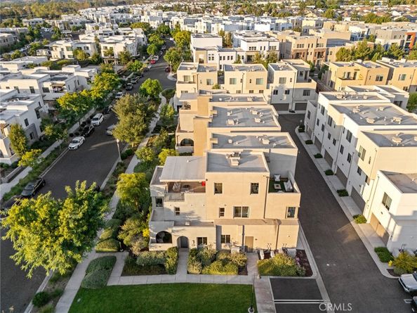 164 Harringay, Irvine CA 92618