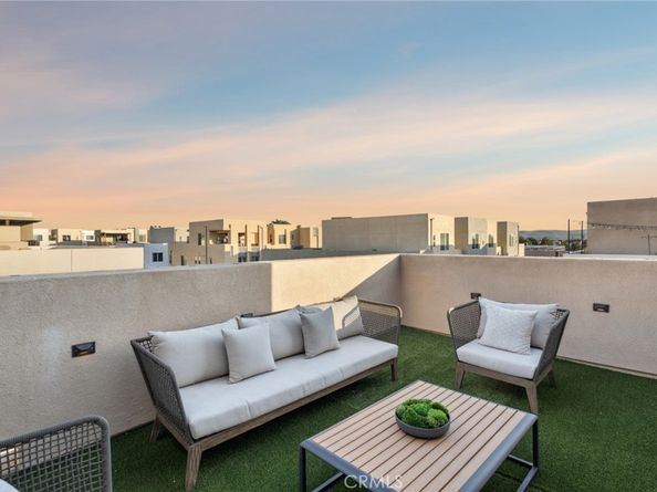 164 Harringay, Irvine CA 92618