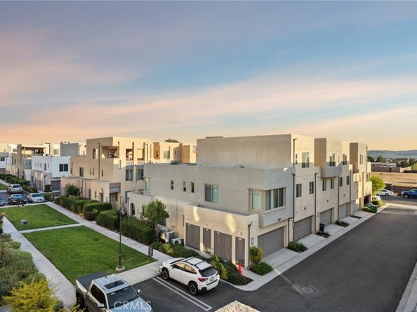 164 Harringay, Irvine CA 92618