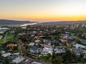 2054 Mar Azul Way, Carlsbad CA 92009