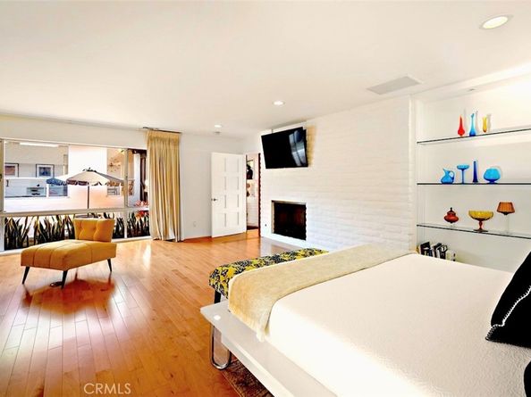 2054 Mar Azul Way, Carlsbad CA 92009