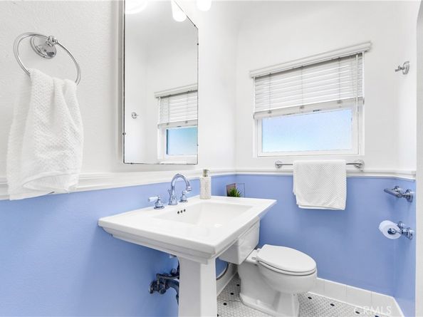 252 Corona Avenue, Long Beach CA 90803