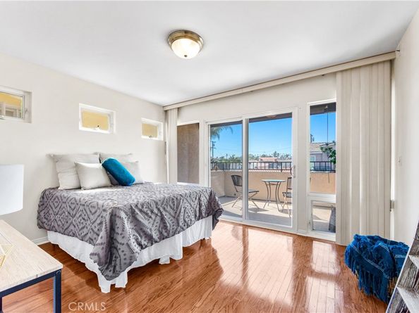 252 Corona Avenue, Long Beach CA 90803