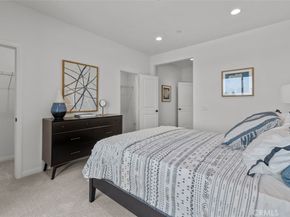 1097 N Harbor Boulevard, Anaheim CA 92801