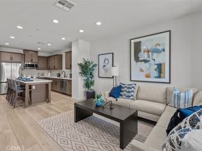 1097 N Harbor Boulevard, Anaheim CA 92801