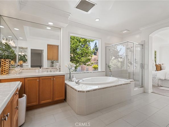 16 Spring Grv, Irvine CA 92620