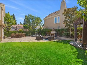 16 Spring Grv, Irvine CA 92620