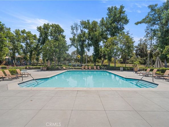 16 Spring Grv, Irvine CA 92620