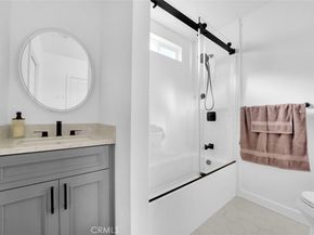 333 La Verne Avenue, Long Beach CA 90803