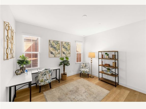 112 Velvet Leaf, Irvine CA 92620