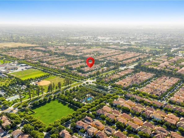 112 Velvet Leaf, Irvine CA 92620