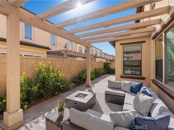 112 Velvet Leaf, Irvine CA 92620