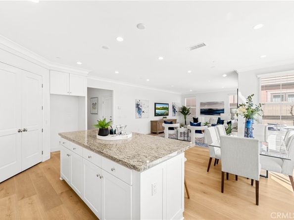 112 Velvet Leaf, Irvine CA 92620