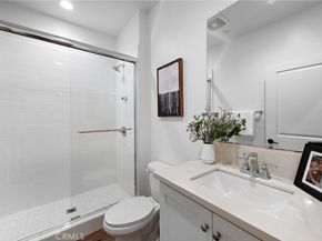 111 Henson, Irvine CA 92620