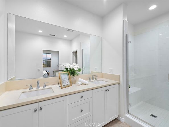 111 Henson, Irvine CA 92620