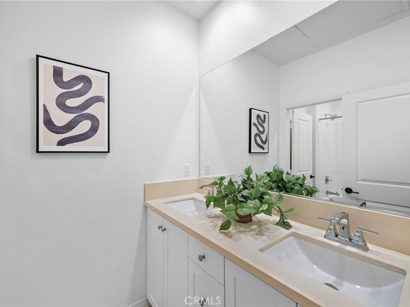 111 Henson, Irvine CA 92620