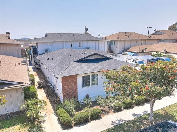 735 James Street, Costa Mesa CA 92627