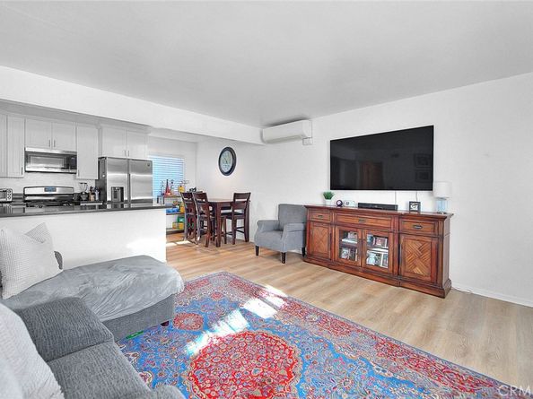 735 James Street, Costa Mesa CA 92627