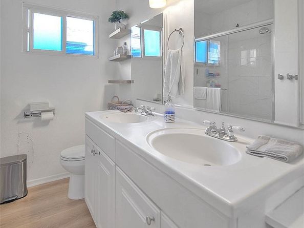 735 James Street, Costa Mesa CA 92627